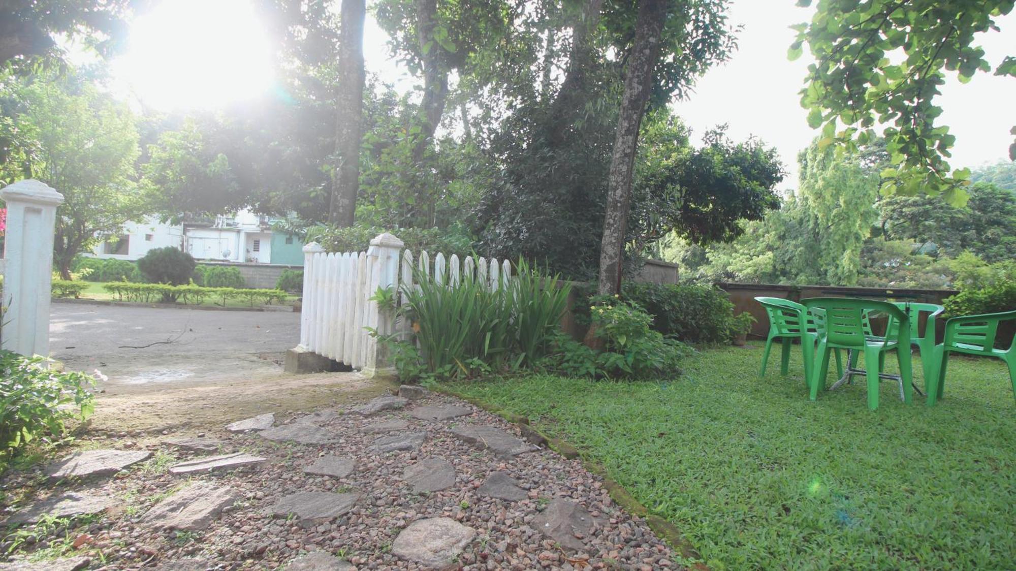 Kandy Boutique Villa By Fortuna Bungalows Ngoại thất bức ảnh