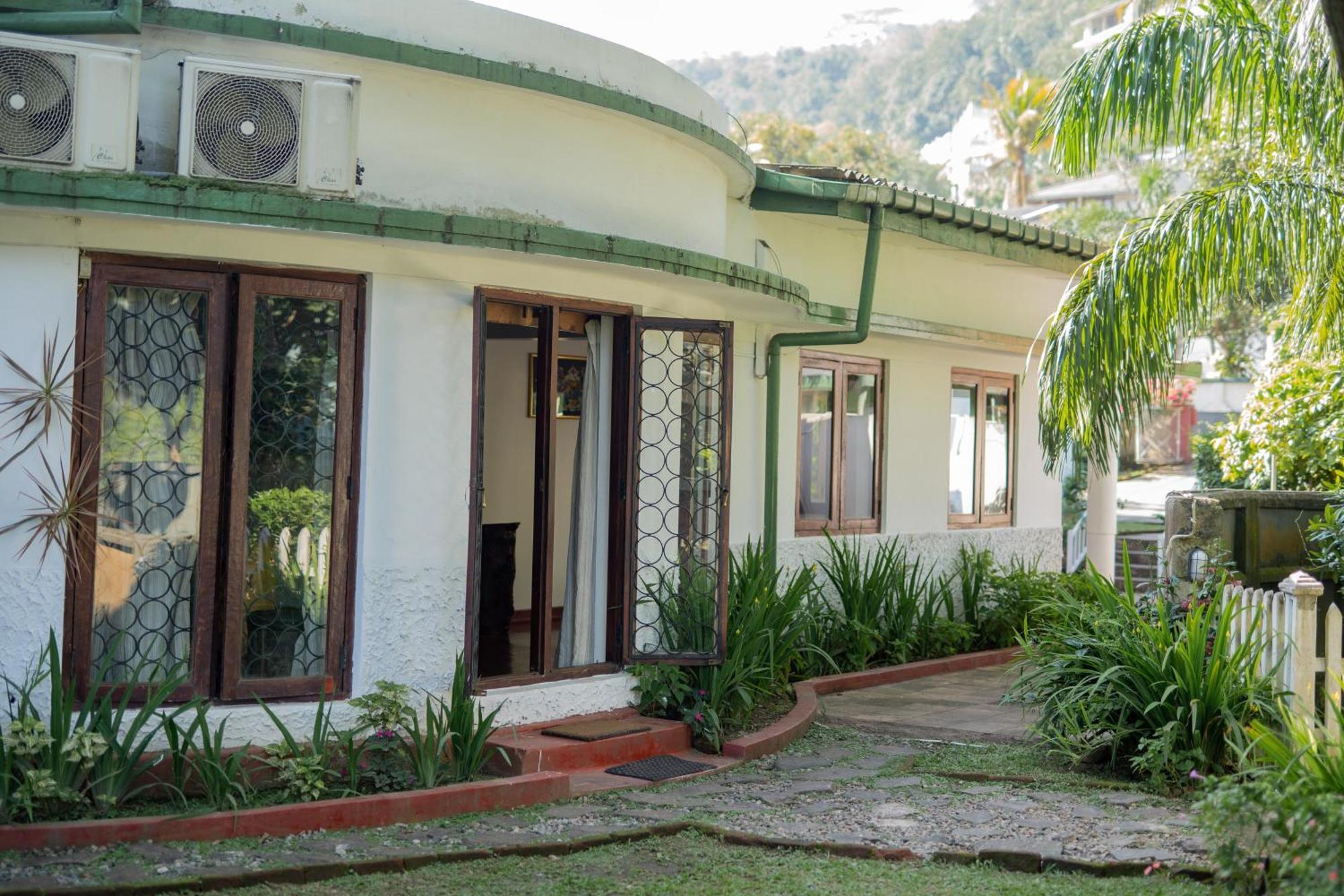 Kandy Boutique Villa By Fortuna Bungalows Ngoại thất bức ảnh